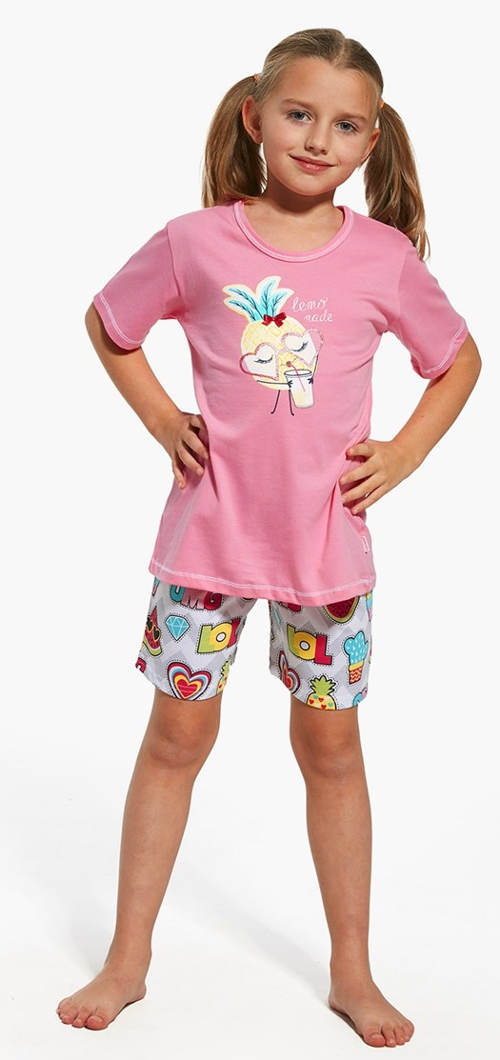 Roztomilé dívčí kraťáskové pyžamo