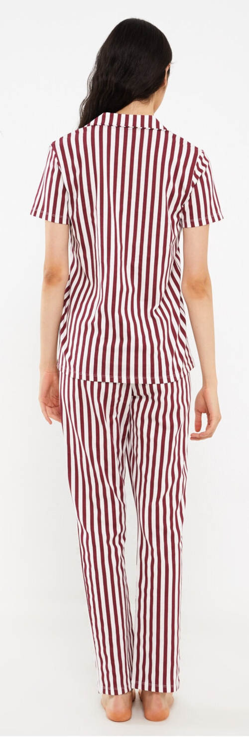 Červeno-bílé pruhované dámské retro pyžamo